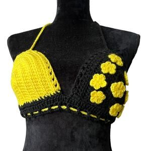 Creaciones Cayana Handmade Crochet Bikini Top Size M